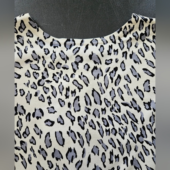 NWT - Silk Nylon Blend Dialogue Animal Print Cardigan - Size XL - Picture 7 of 8